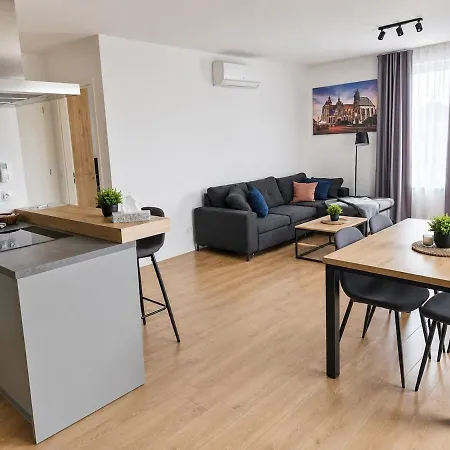 شقة 8-apartman S Terasou Nad Mestom - Atrium Living *