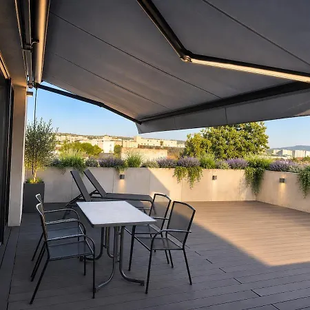 8-apartman S Terasou Nad Mestom - Atrium Living * كَشّا