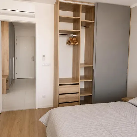 8-apartman S Terasou Nad Mestom - Atrium Living شقة *
