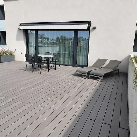 8-apartman S Terasou Nad Mestom - Atrium Living شقة